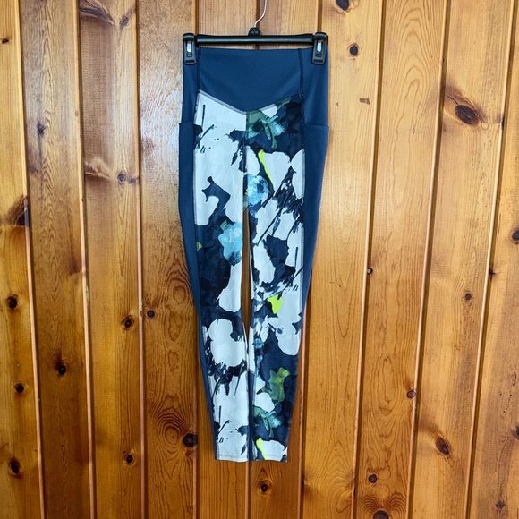 The North Face Pants - Abstract Print Leggings the north face legging pants size small workout gym
